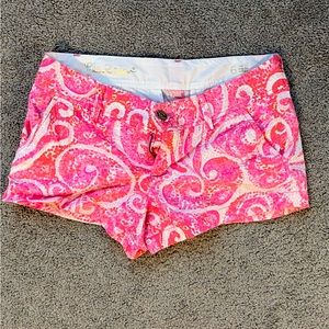 Lilly Pulitzer “The Walsh “ shorts size 6